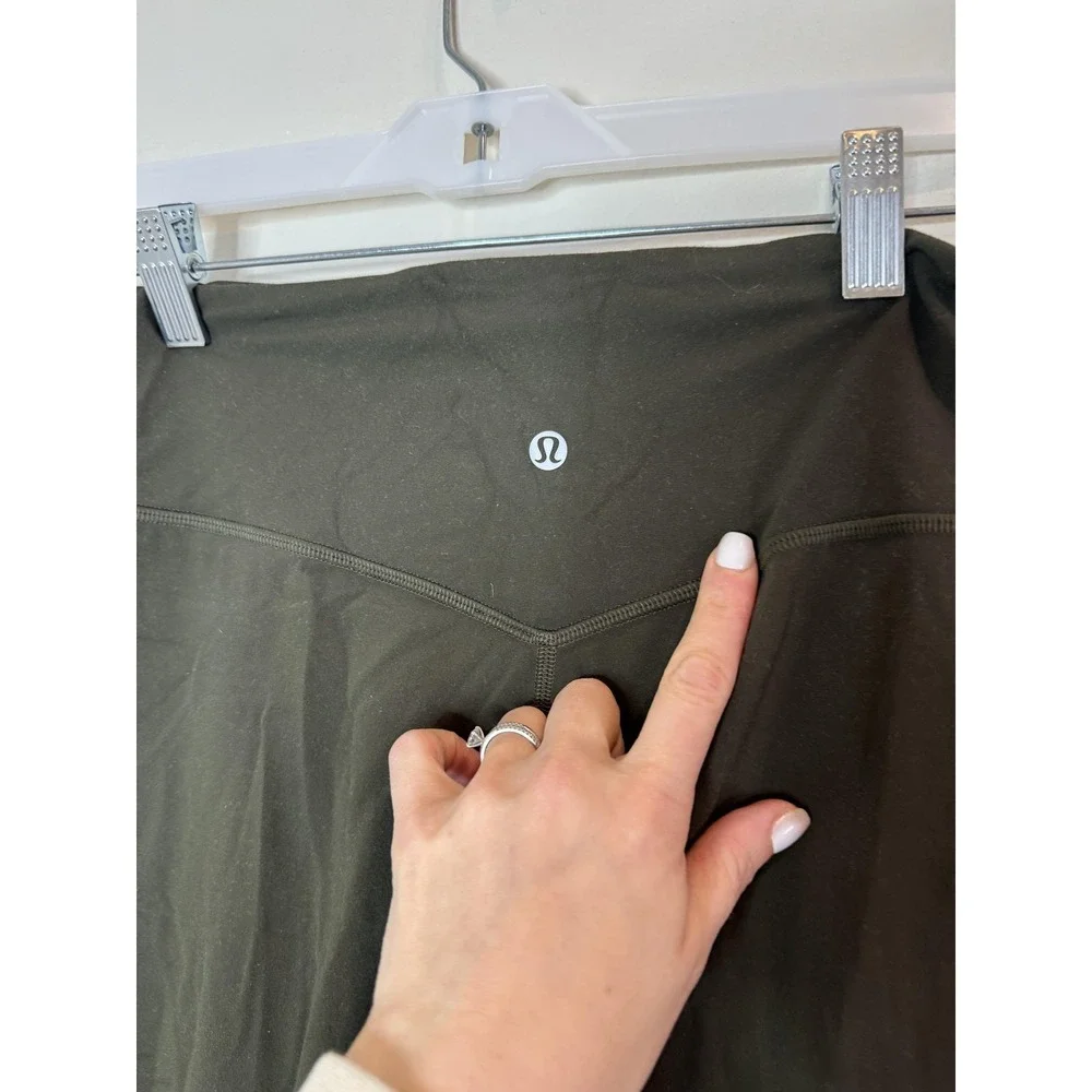 Lululemon Jogger Pants Womens 6 Green Lightweight Woven High Rise Pockets - Picture 8 of 9